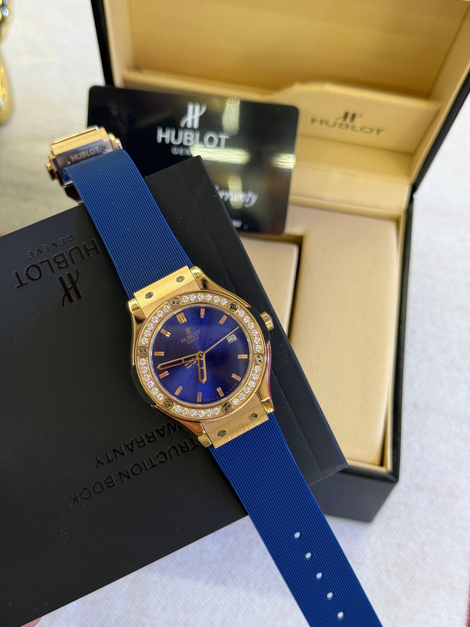 MONTRE HUBOT RACING GREY KING GOLD DIAMONDS 38mm