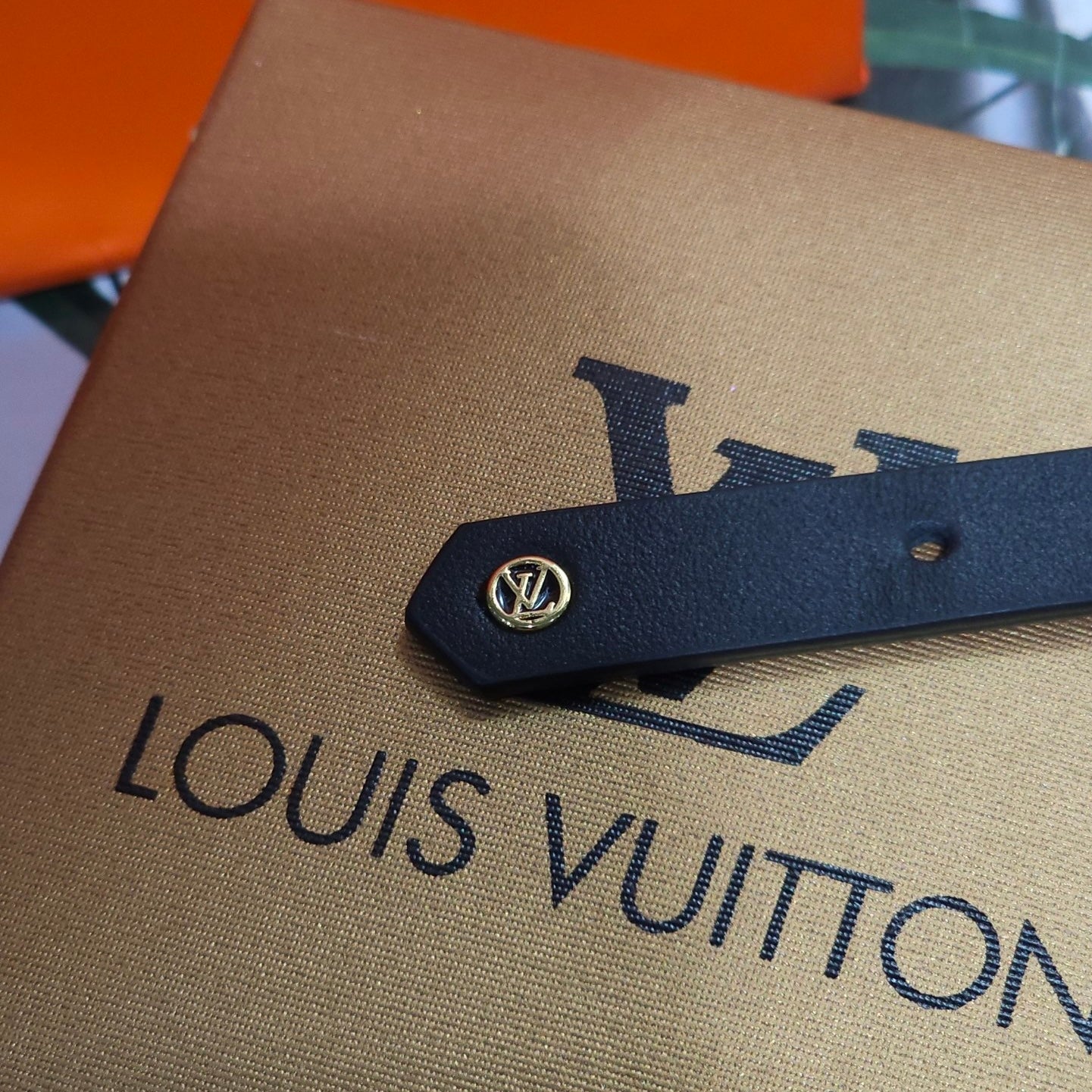 BRACELET LOUIS VUITTON CUIR V1 NOIR