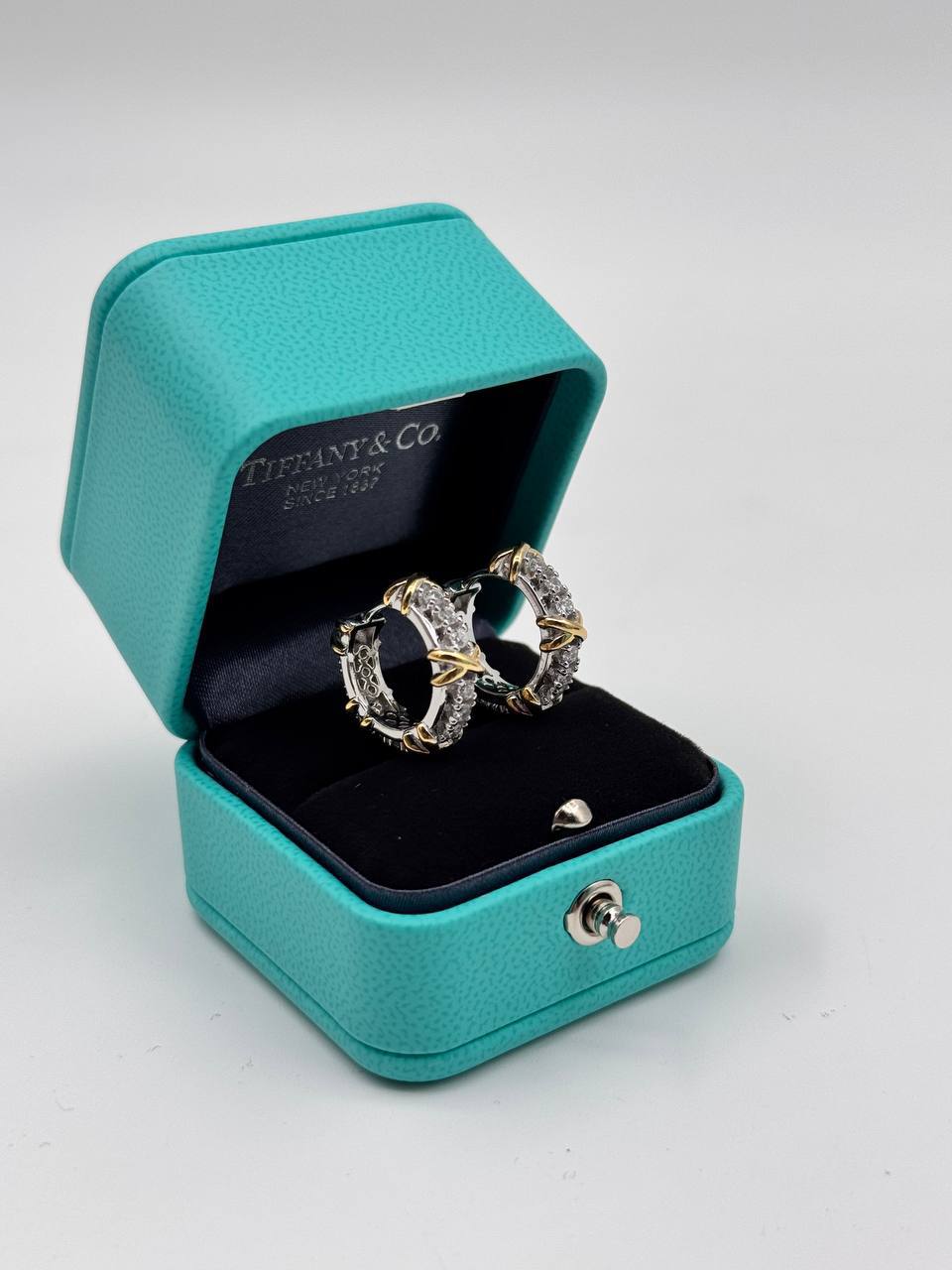 BOUCLES TIFFANY&CO Sixteen Full