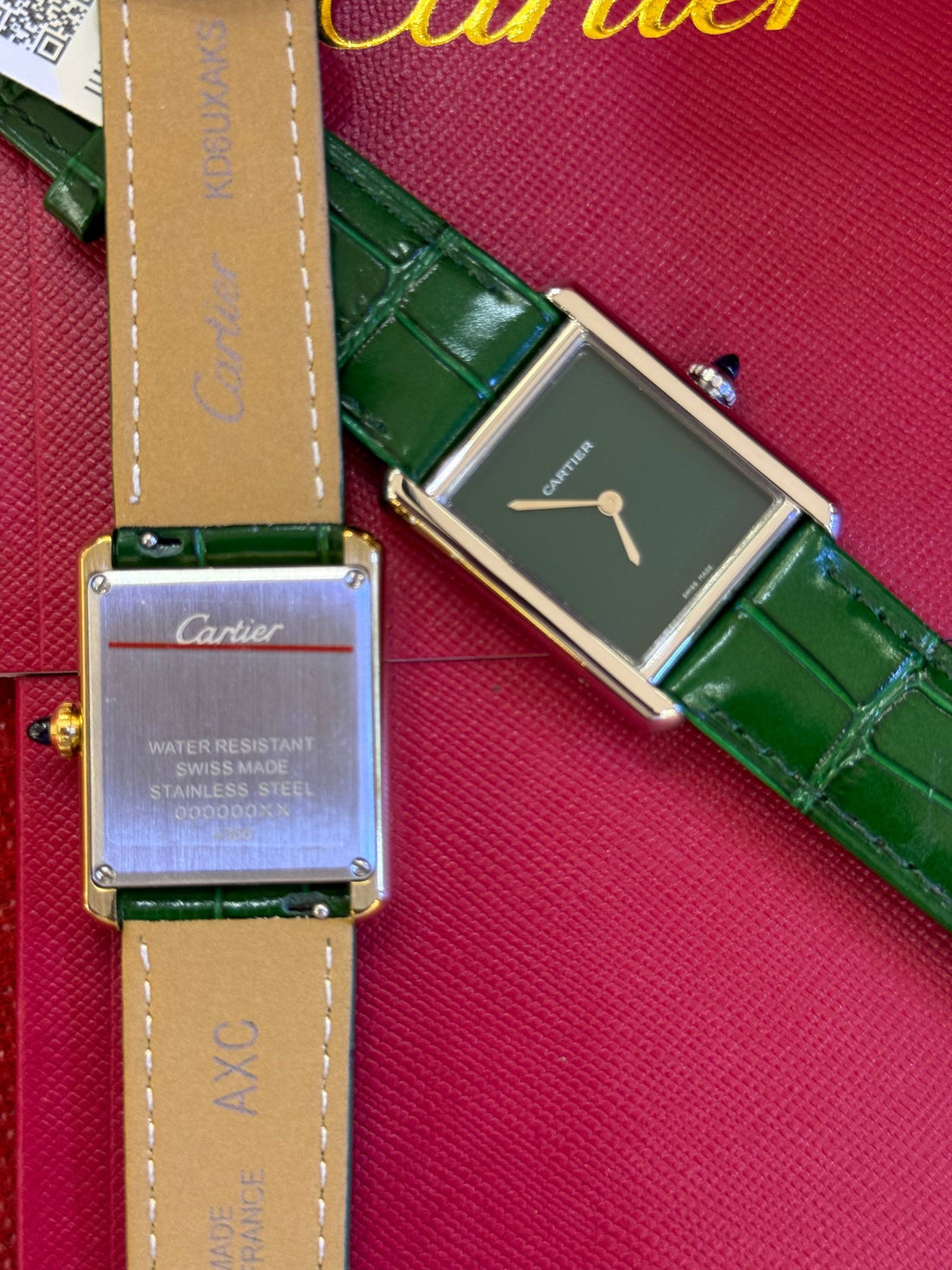 MONTRE CARTIER TANK VERT