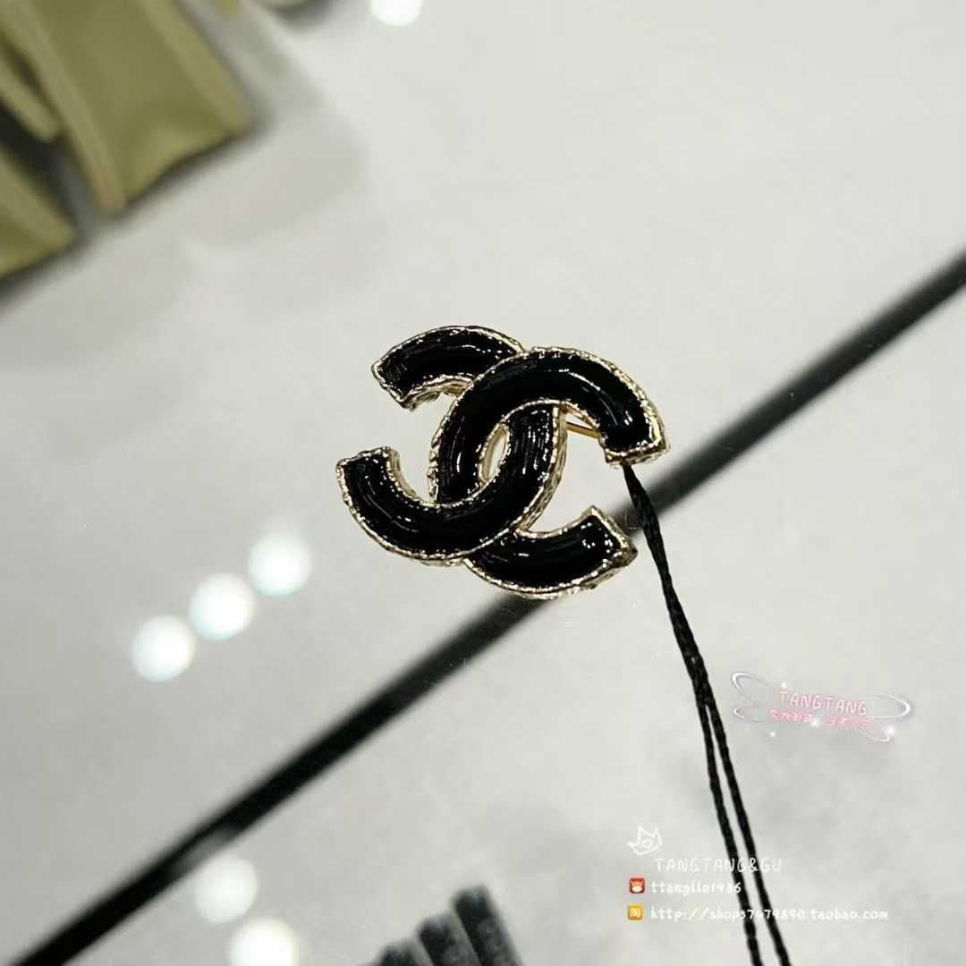 Broche CHANEL