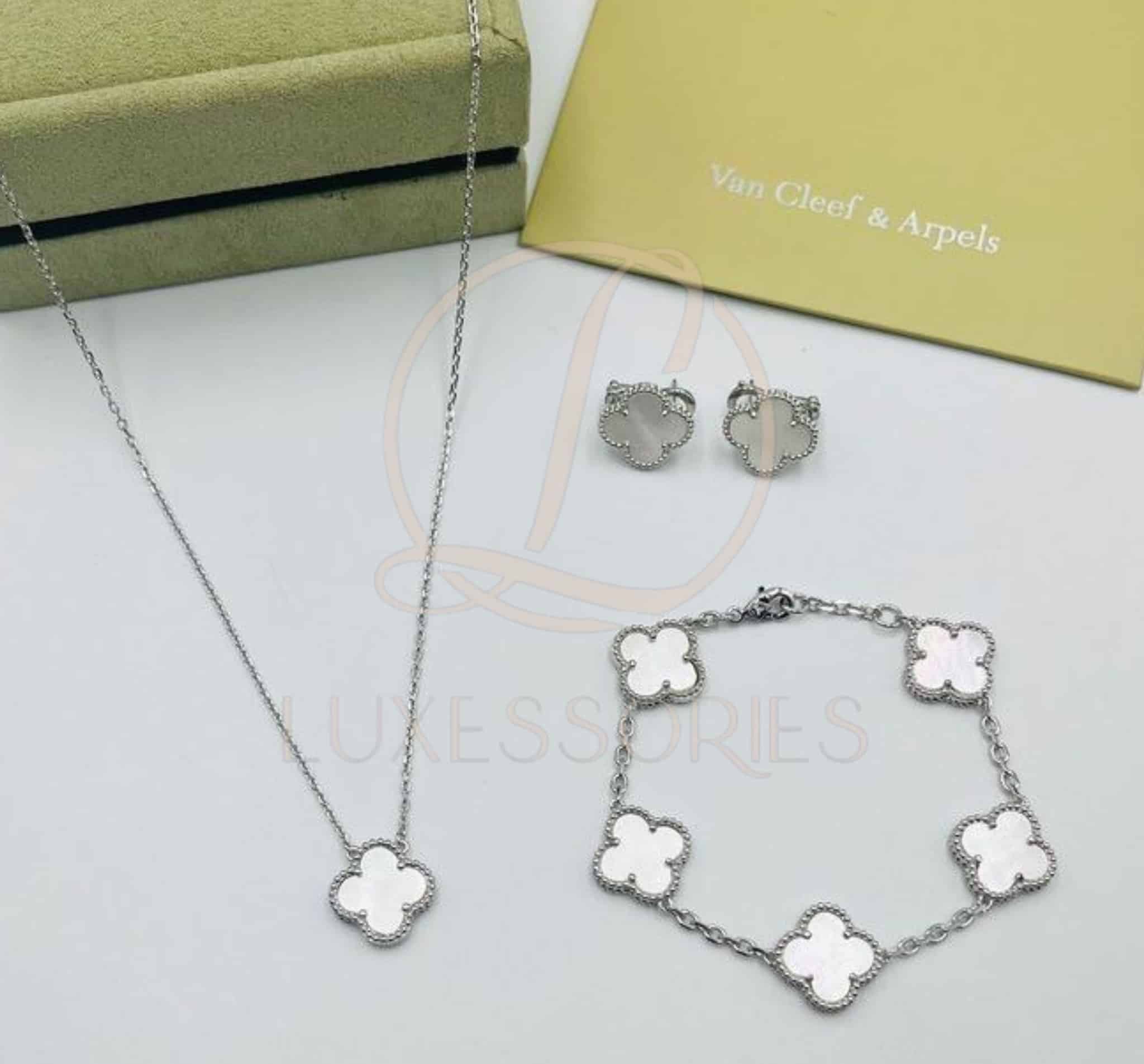 Ensemble Vancleef & Co