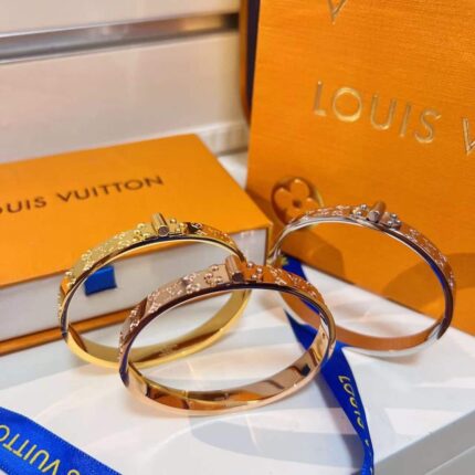 Bracelet LOUIS VUITTON LV01-B